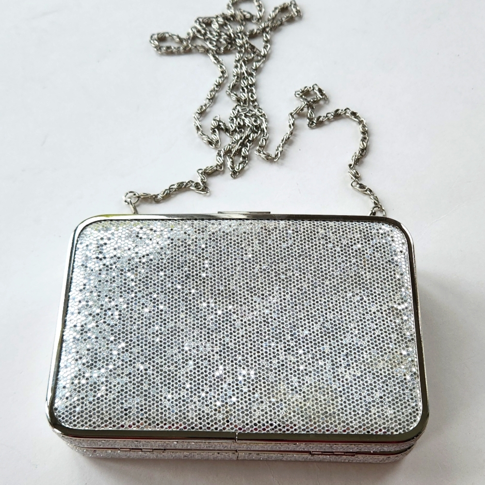 Silver clutch